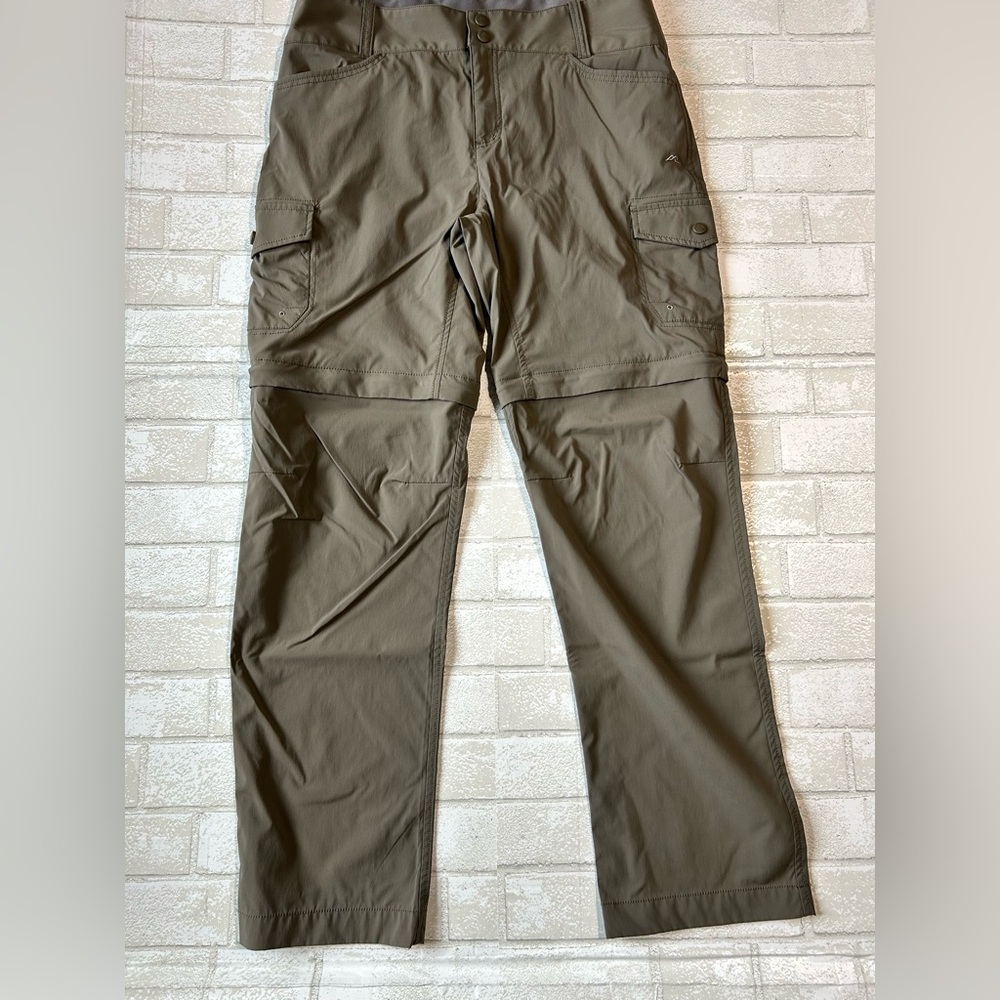 Kathmandu Woman’s Hiking Khaki Pants with Zip away to Shorts size 14